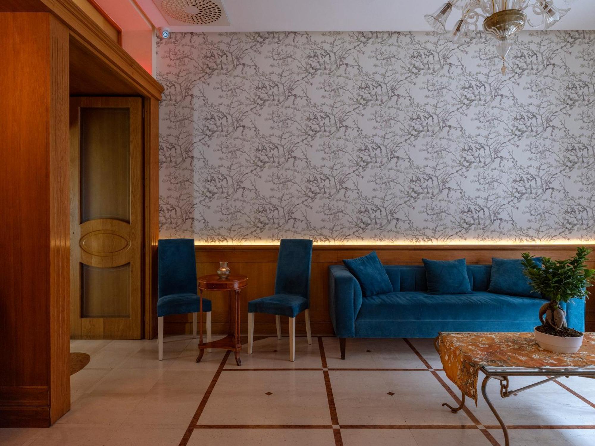Hotel Grand Europa & Restaurant - Sea Neapel
