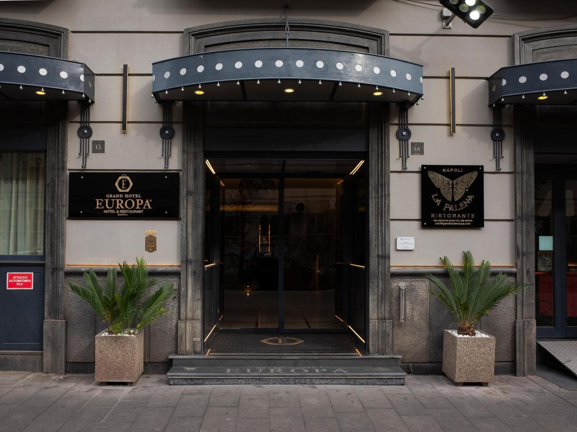 Grand Europa & Restaurant - Sea Neapel
