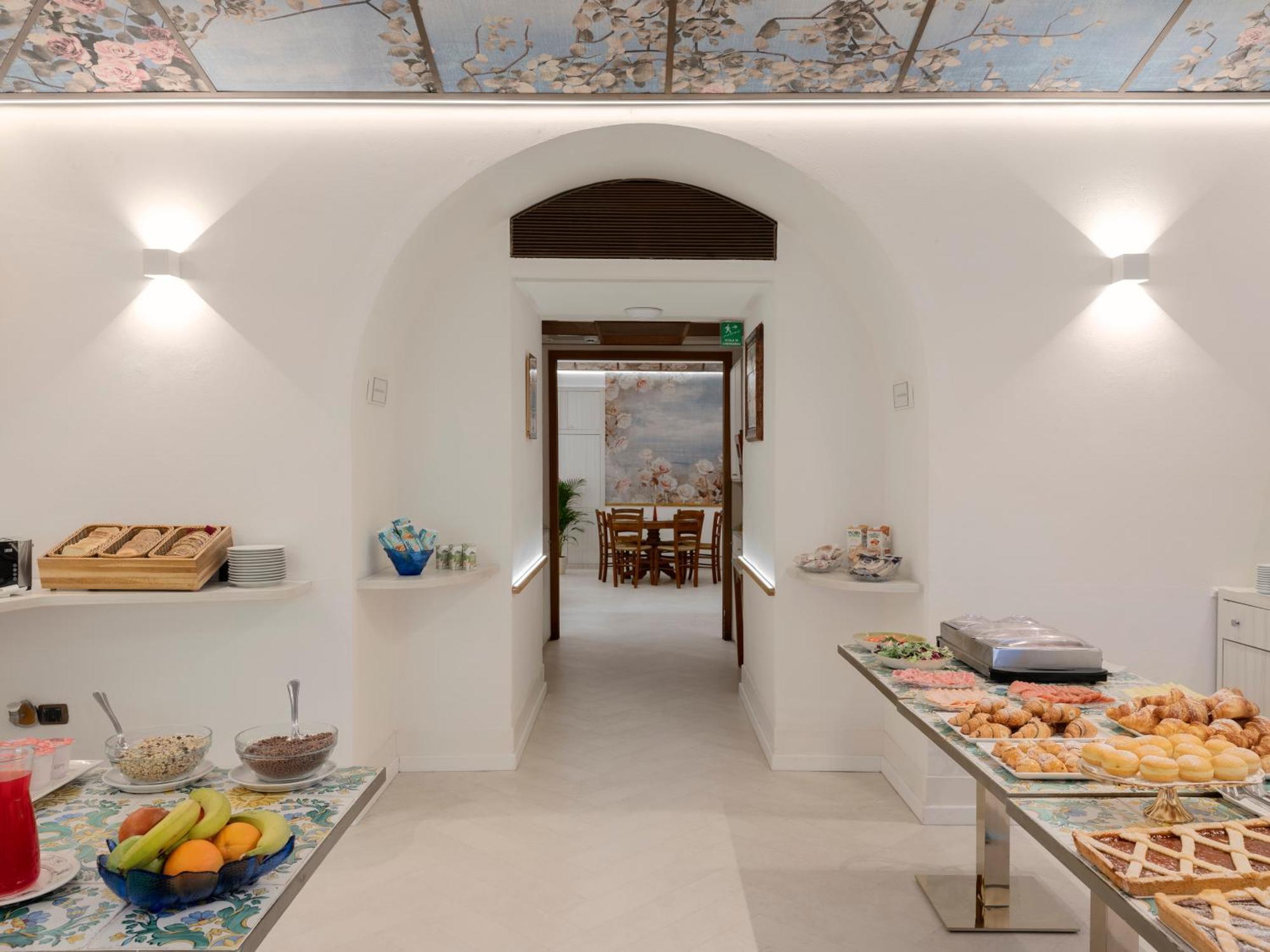 Hotel Grand Europa & Restaurant - Sea Neapel