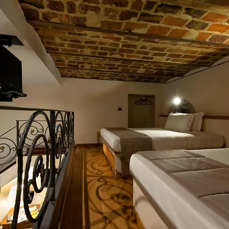 Grande Hotel Europa Napoli Esterno foto